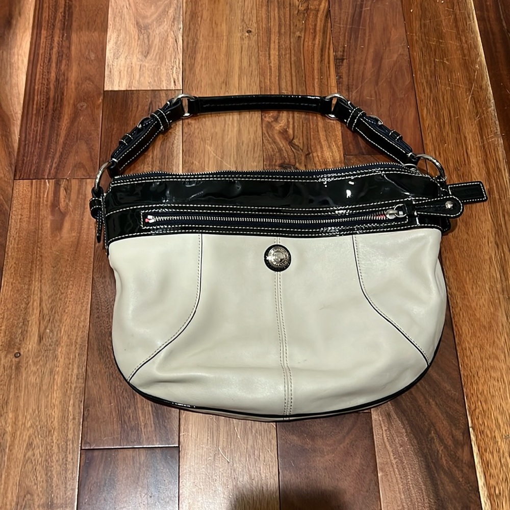 Coach Navy Blue Cream and Pink (Interior) Shoulder Bag